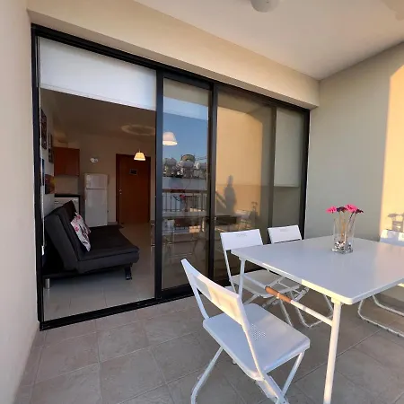 Albert's Centre 601 Larnaca