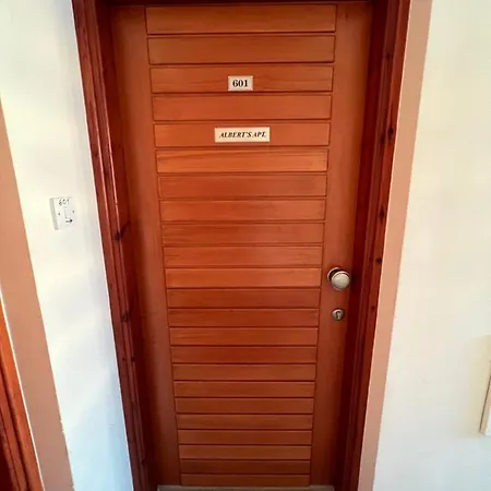 Albert's Centre 601 Apartman